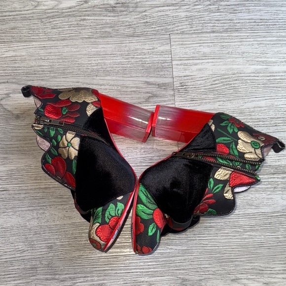 Irregular Choice Floral Ankle Boots with Black Bow - Picture 8 of 12